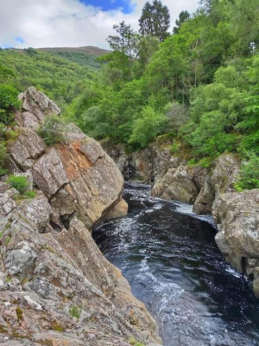 Riverside Lodge In Killiecrankie Bridge of Tilt Экстерьер фото
